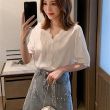 将图片加载到图库查看器,Blouse Women's Design Sense Non-Mainstream Top Half-Sleeve Shirt Loose Korean Summer Lace Stitching Chiffon Shirt Ins